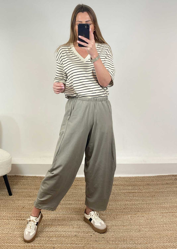Aspen Jersey Barrel Pants Taupe