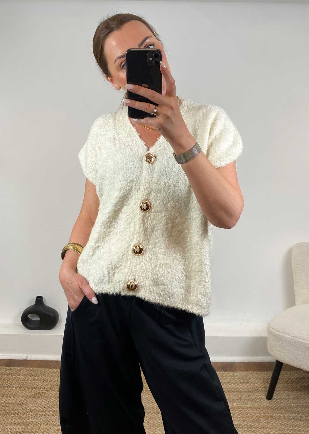 Brigi Cream Sleeveless Cardigan