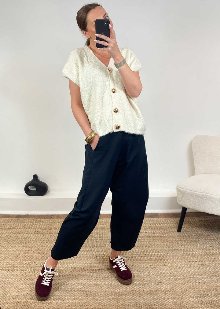 Brigi Cream Sleeveless Cardigan