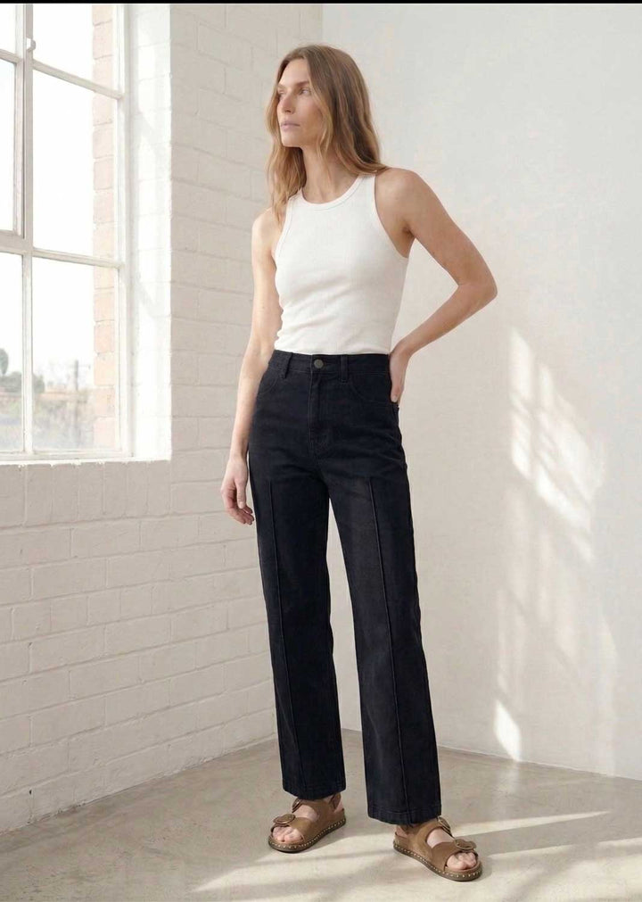 seam front jeans black