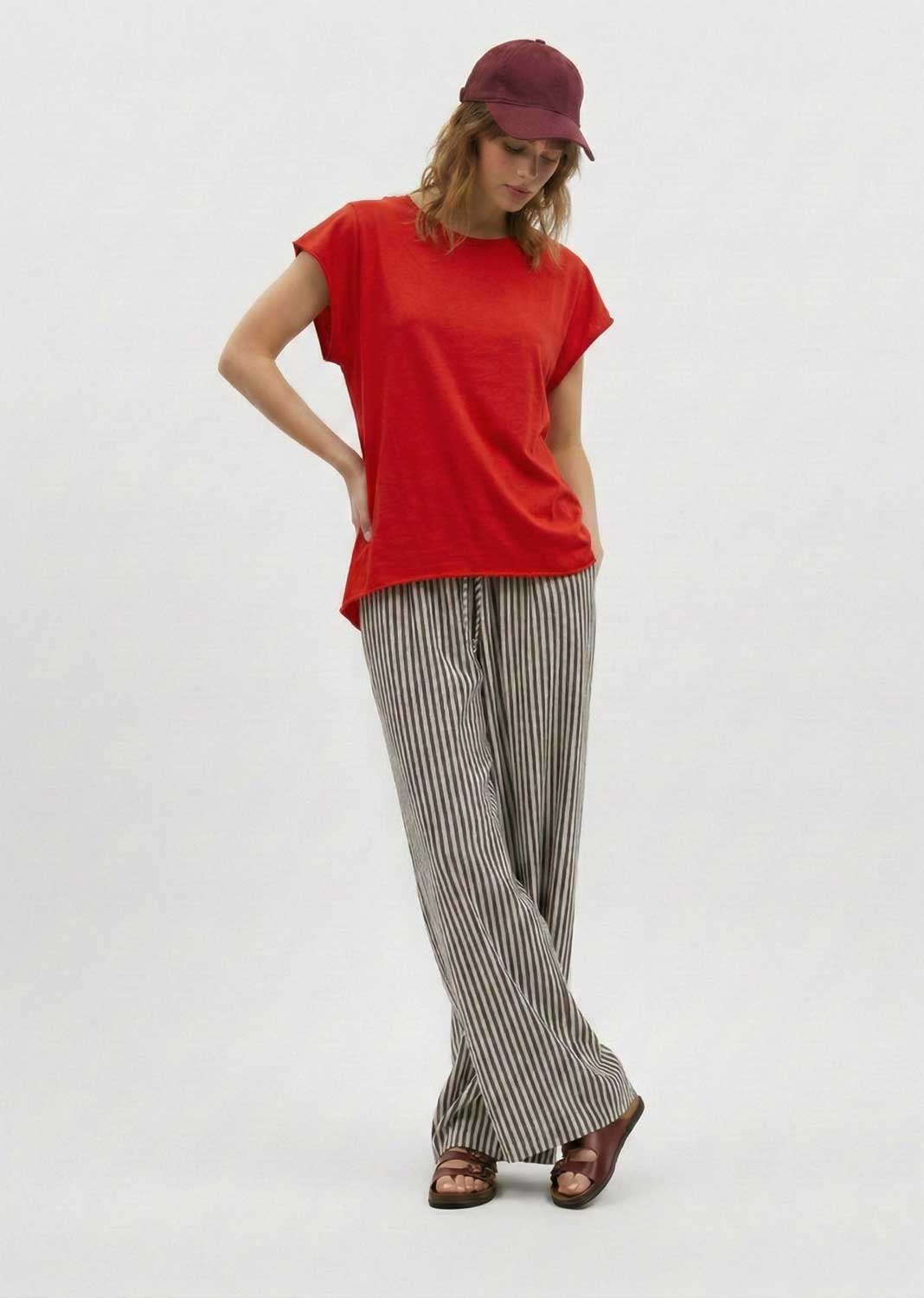 Davina Red Relaxed Fit T-Shirt