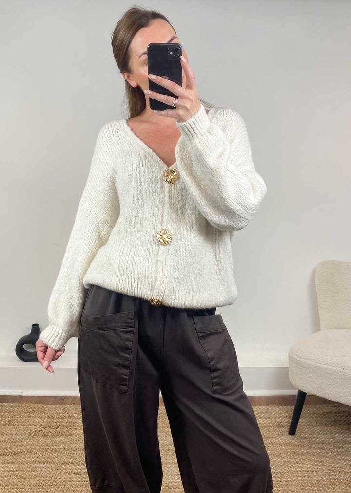 Elsa Brooch Cardigan  Cream
