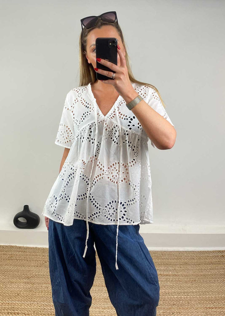 Flo Broderie Anglaise Top in White