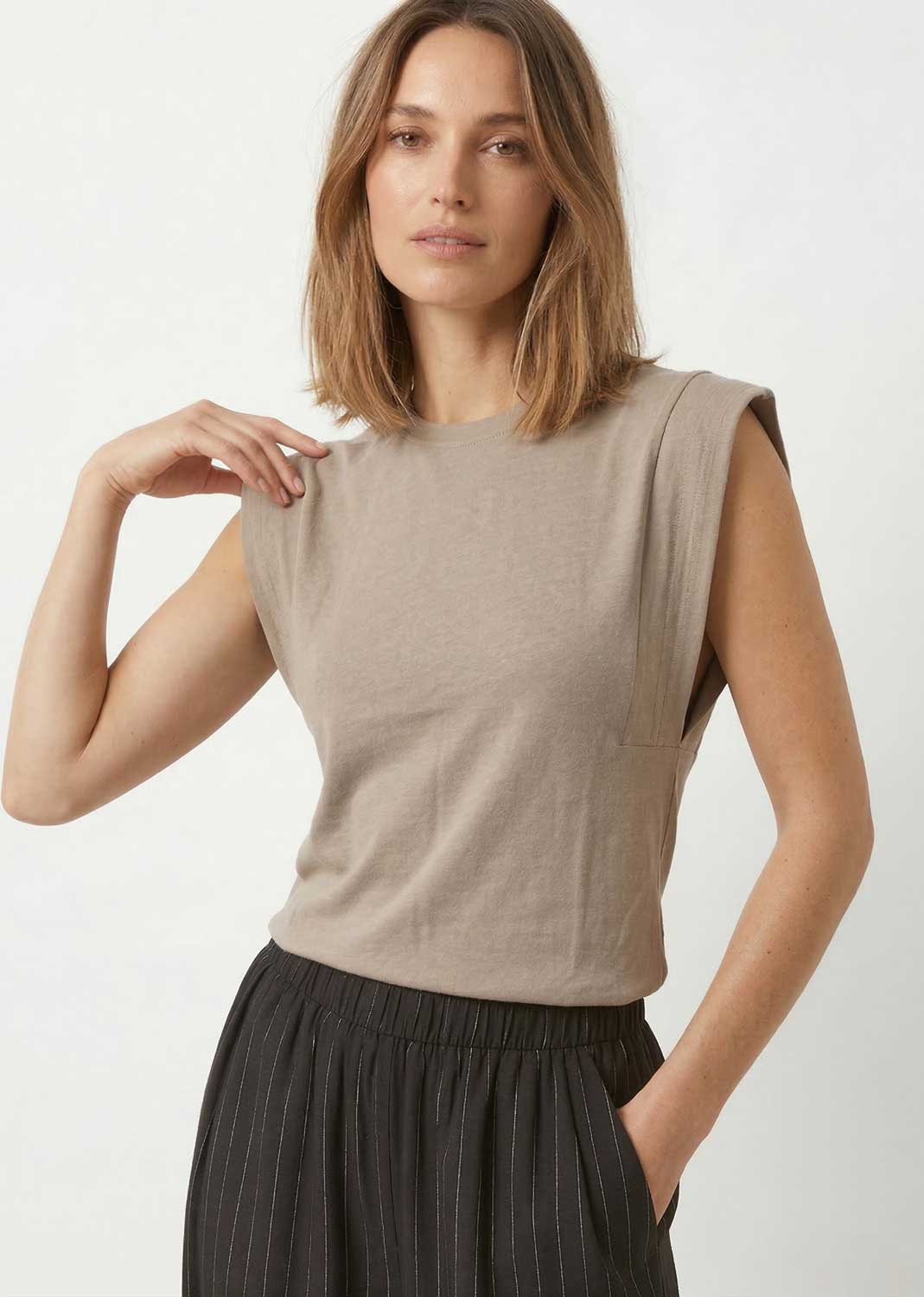 extended shoulder tshirt taupe