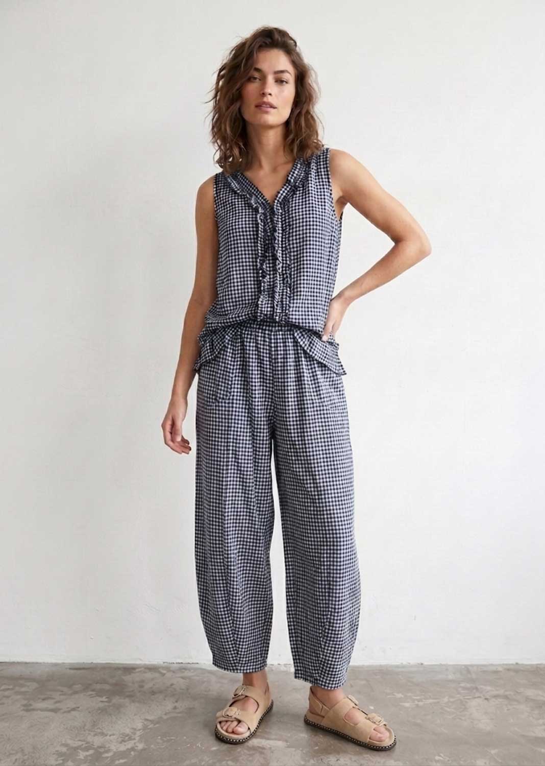 navy gingham barrel pants