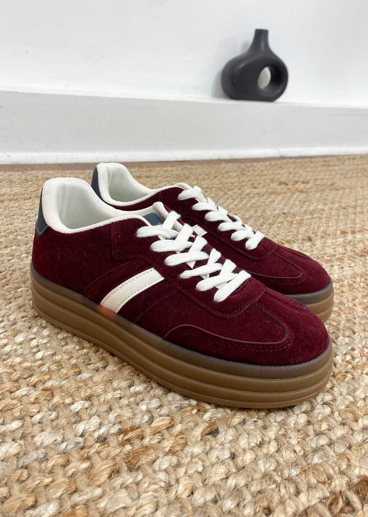 Larsen Burgundy Trainers