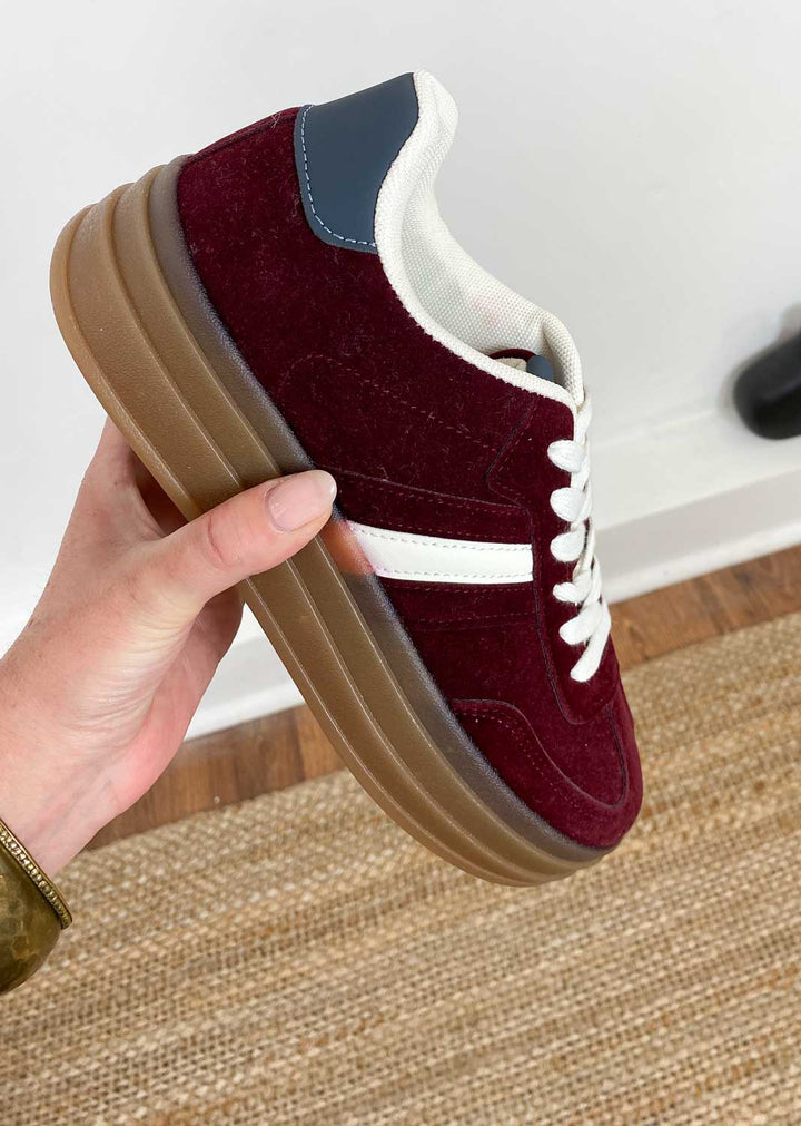 Larsen Burgundy Trainers