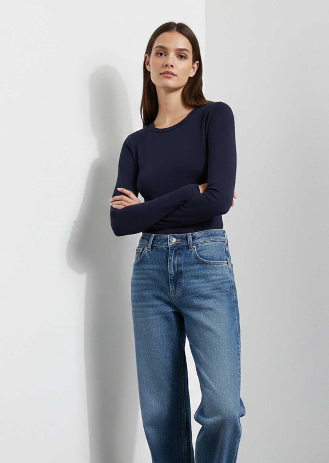 Lora Base Layer Top Navy