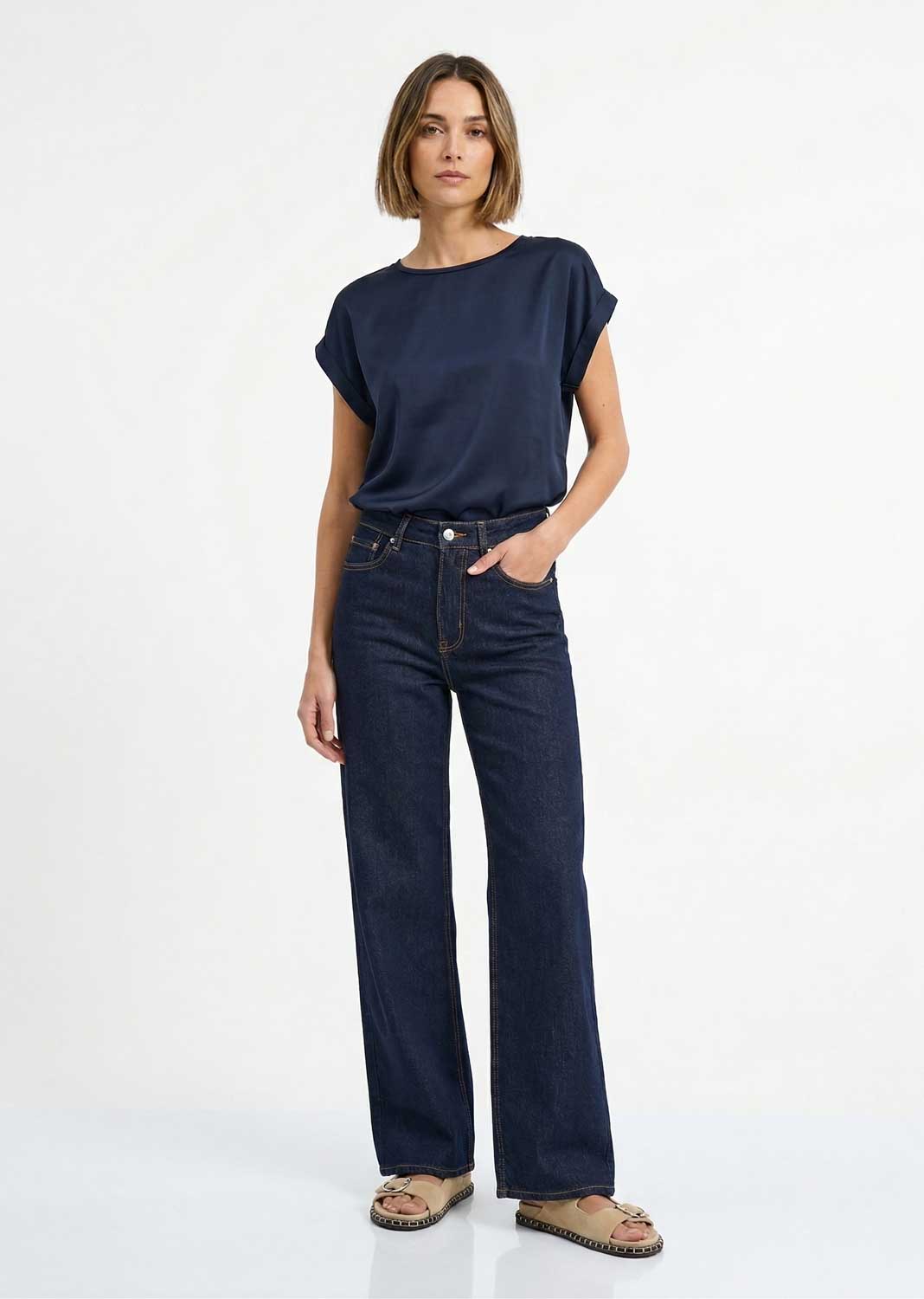 Indigo wide leg jeans
