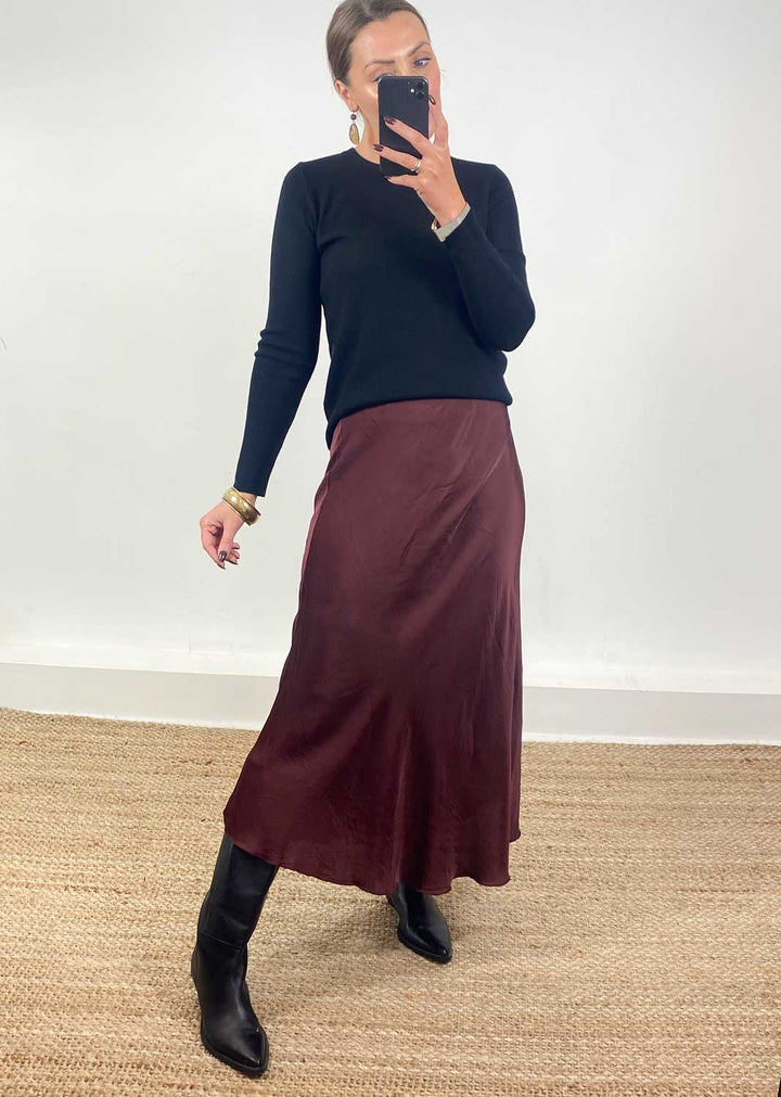 Sansi Silky Skirt Burgundy