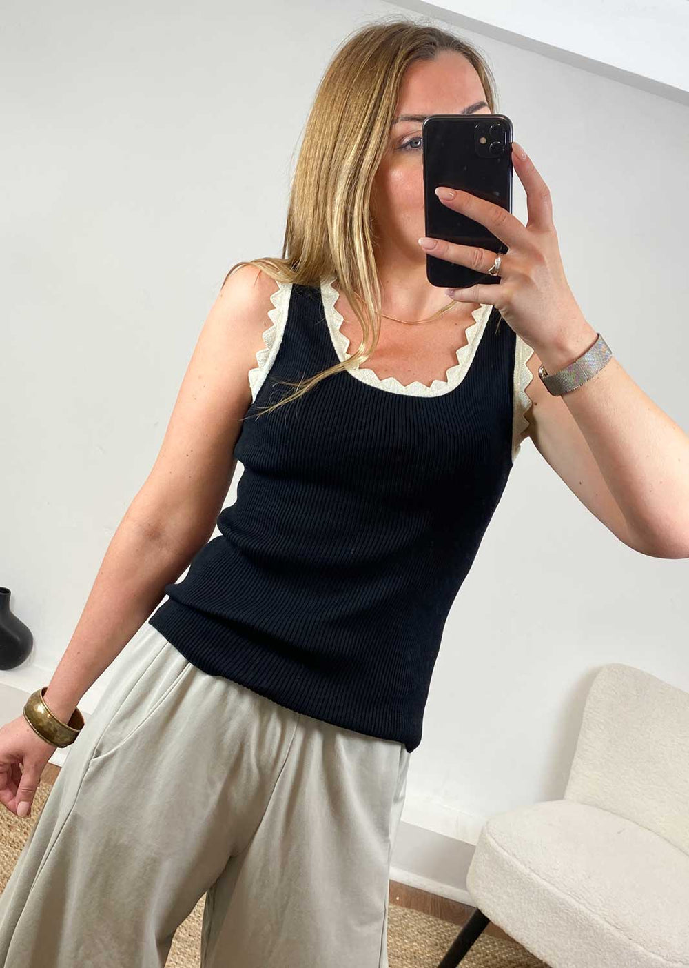 Solange Lurex Scallop Vest Black