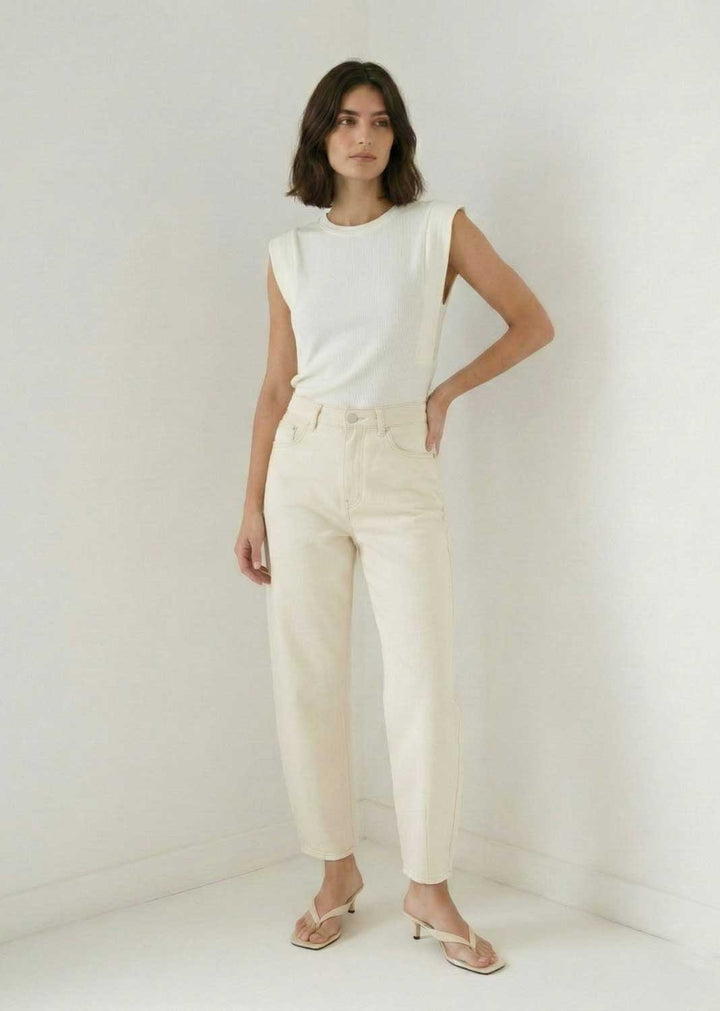 Genevieve Extended Shoulder Tshirt White