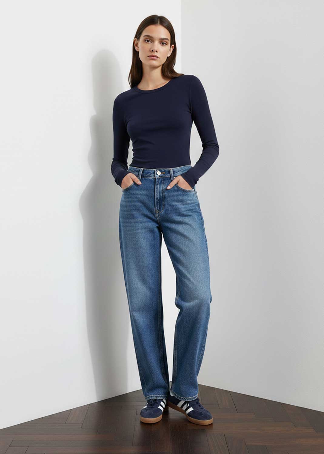 Lora Base Layer Top Navy