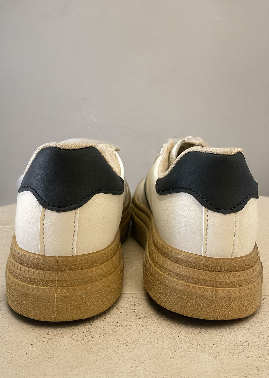Palmer Contrast Trainer in Black